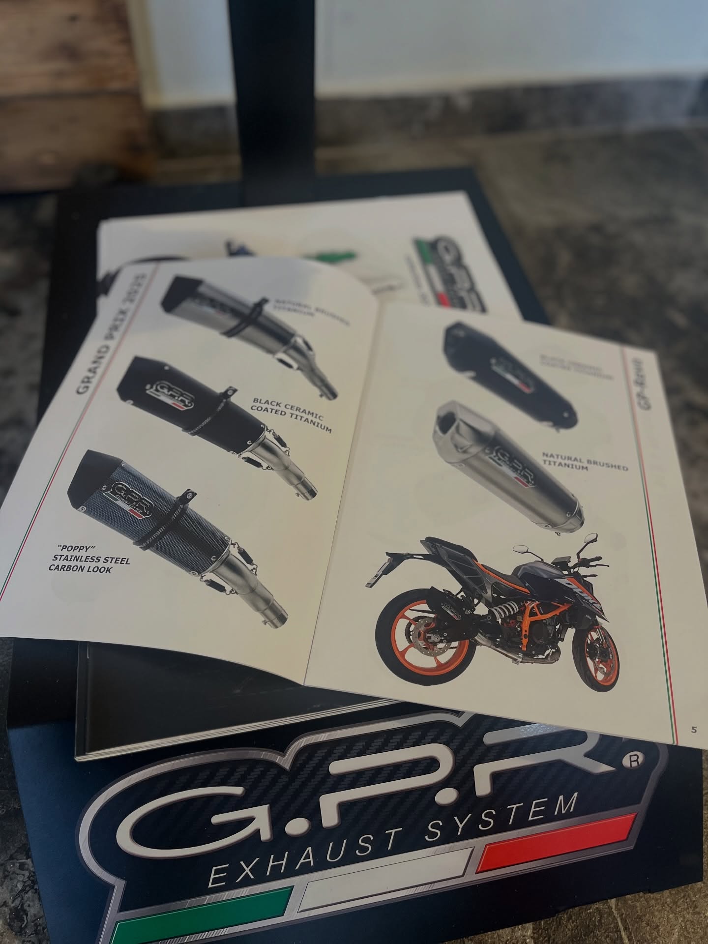 Officina per restauro moto a Milano Quarto Oggiaro